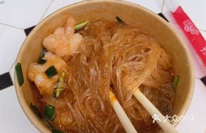Tomato and Shrimp Dumpling Noodles