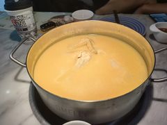 -澳美徕·港式花胶鸡火锅(高新万达店)
