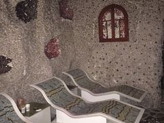 -裕龙汤泉