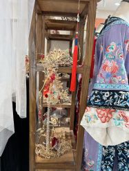 -一揽芳华汉服旗袍体验馆(拙政园店)