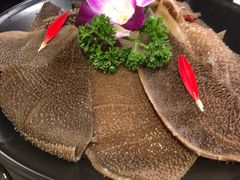 -尚尚仙·酸汤猪手·猪肚鸡火锅(华联万柳购物中心店)