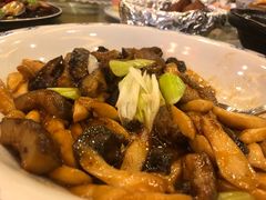 -山明水秀大饭店