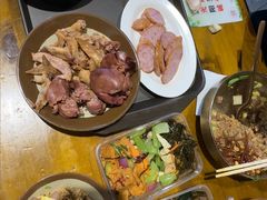 -聚合鑫东北熏酱熟食麻辣面(长阳店)