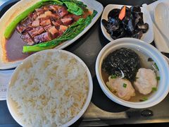 港式蜜汁叉烧饭-百事佳烧鸭牛腩(上海虹桥站店)