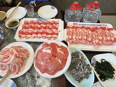 -楼外楼大刀肉传统火锅居(幸福街店)