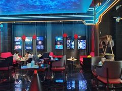 -屋有岛沉浸游戏旗舰店(中山公园店)