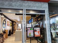 门面-CoCo都可(银泰店)