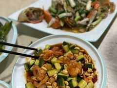 -YI PIN JU 一品居中餐厅 中国超市