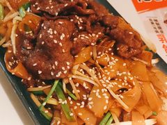 干炒牛肉河粉-避风塘·老港味餐厅(虹口龙之梦店)