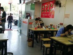 大堂-小龙大肉面馆