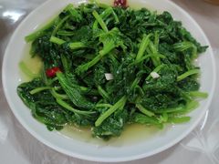 清炒野菜-乡土特色.冷锅鱼.牦牛肉汤锅