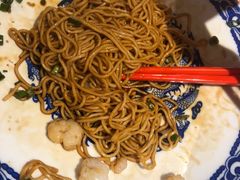 葱油三虾拌面-老头儿油爆虾·知味杭州(爱琴海购物中心)