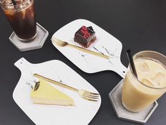 -UNI UNI(环亚凯瑟琳店)