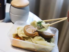 特色荠菜肉馄饨-潘国仙耳光馄饨(黄家阙路店)