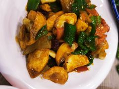 -江城燕子大排档(江汉路步行街店)