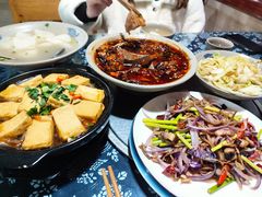 -味老大土碗菜(中山三路店)