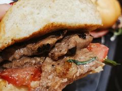 三角牛排汉堡-The Habit Burger Grill 哈比特汉堡(复兴soho店)