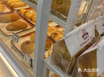 #0元玩转这座城 现在的面包店太可爱了，还可以自己接