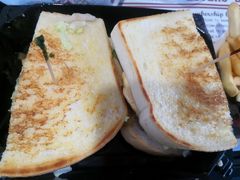 -The Habit Burger Grill 哈比特汉堡(爱琴海店)