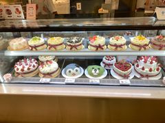 -花花卷卷·鲜食蛋糕(静安久光百货店)
