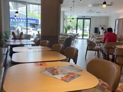 -必胜客(阿罗海店)