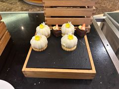 -元一希尔顿酒店·鲜切牛肉火锅禅自助餐厅