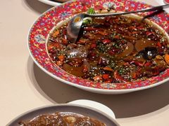 -八府香鸭·啫啫煲(华山路店)