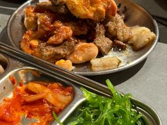 -围炉肉舍•炭烤活鳗•丹东海鲜烤肉(步行街店)