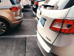 -沪东工人文化宫-停车场