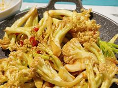 干锅有机花菜-张氏宽窄巷成都名小吃(茂业百货华强北店)