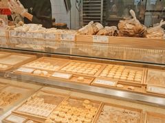 面包甜点陈列柜-泸溪河桃酥(西直门凯德店)