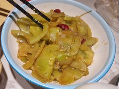 -丁里羊肉小镇(天鹅湖总店)