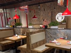 -叶派龙虾•招牌香辣蟹·海鲜(中海国际店)