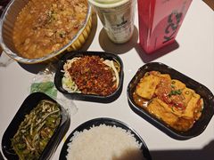 -浩海火燒雲傣家菜(芮欧百货店)