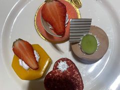-松咖啡自助餐厅·松北香格里拉