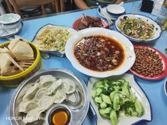 -崴海渔村(虹梅路店)