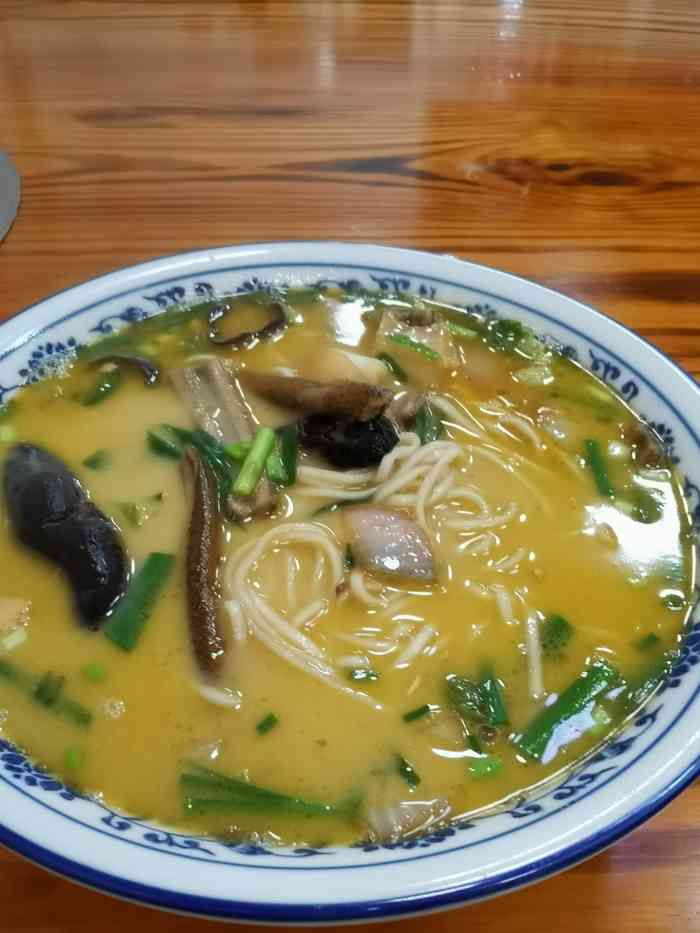 张记宝应长鱼面馆-"导航位置很准确,很顺利的找到了这家面馆.