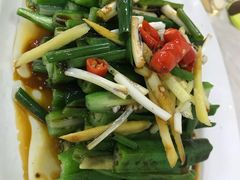 -小辣妹川味海鲜加工店(第一市场椰风巷店)