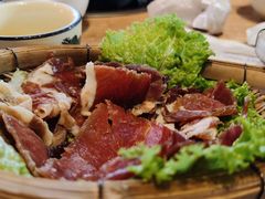 -阿婆情腊排骨火锅(金虹路店)