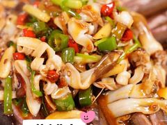 -四川小胡子海鲜(丁村万人海鲜广场店)