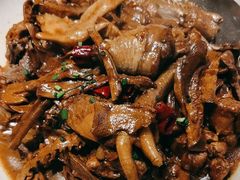 -黄泥岗·地道湖北菜(奥特莱斯店)