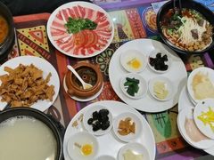 -桥香园云南过桥米线(金马碧鸡店)