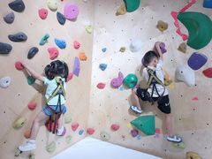 -ROCKPLUS攀岩馆(环宇城店)