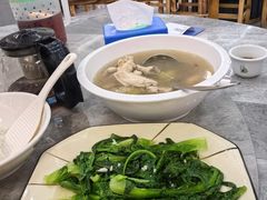 -银峰农庄·特色烧鸡·鲜无花果浸鸡