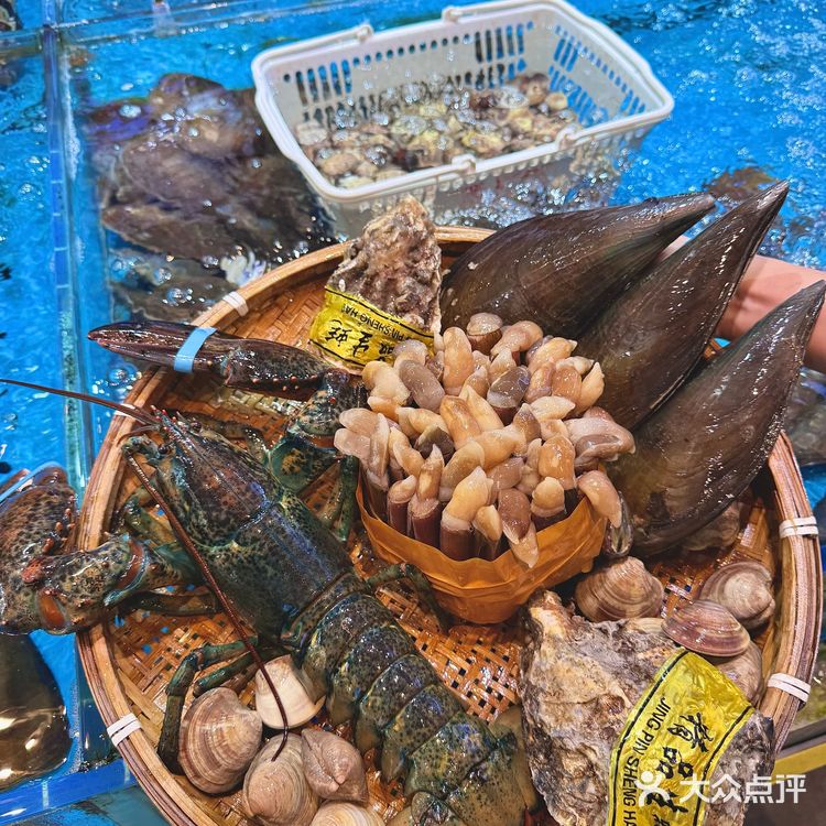 好好吃啊.... 来三亚5天吃了3次的大排档！