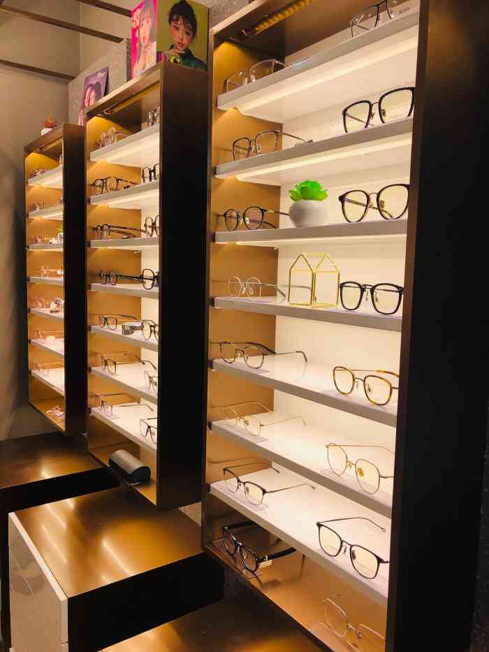 序数眼镜(万达店(sweetcolor美瞳升级))-"sweet color 美瞳店在庄里是