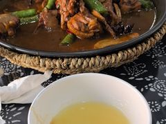 -八两八金·莱芜特色炒鸡(市南漳浦路店)