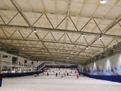 -乔波室内滑雪场