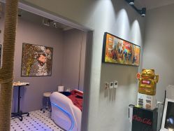 -老男孩男士理容馆·理发·烫染·修面