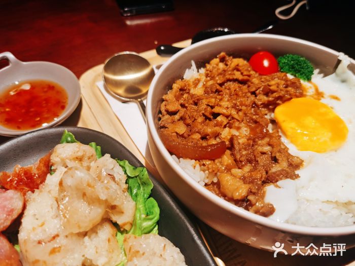 潭子茶屋(天台店)招牌卤肉饭图片